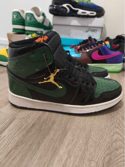 Nike Air Jordan 1 Mid  รูปที่ 2