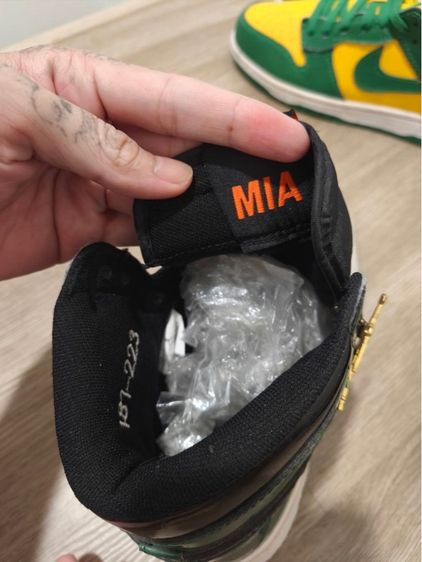 Nike Air Jordan 1 Mid  รูปที่ 5