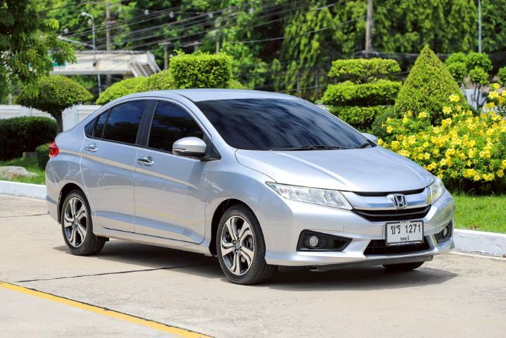 Honda City 2015 1.5 Sv Plus i-VTEC Sedan เบนซิน ไม่ติดแก๊ส เกียร์อัตโนมัติ บรอนซ์เงิน