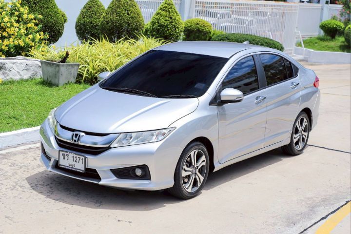 Honda City 2015 1.5 Sv Plus i-VTEC Sedan เบนซิน ไม่ติดแก๊ส เกียร์อัตโนมัติ บรอนซ์เงิน รูปที่ 2