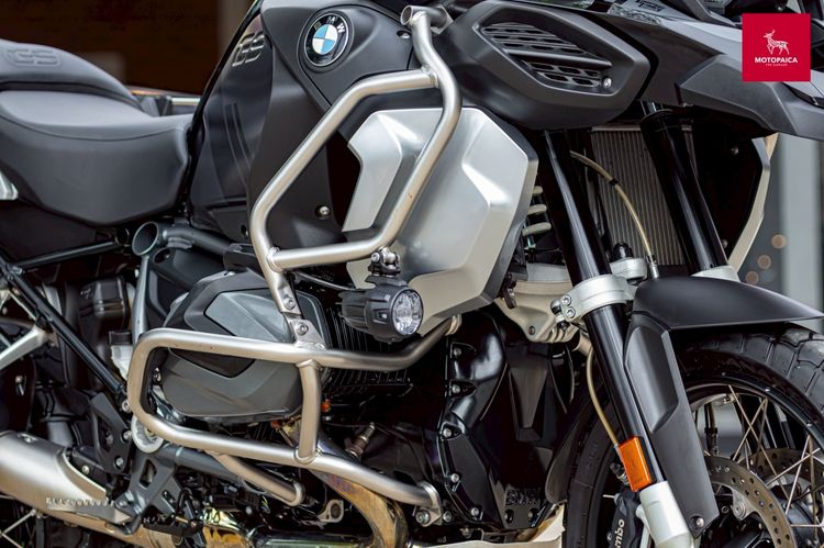 Bmw R1250GSA TripleBlack ปี2022 มือเดียว วิ่ง4,200Km. รถใหม่มาก รูปที่ 7