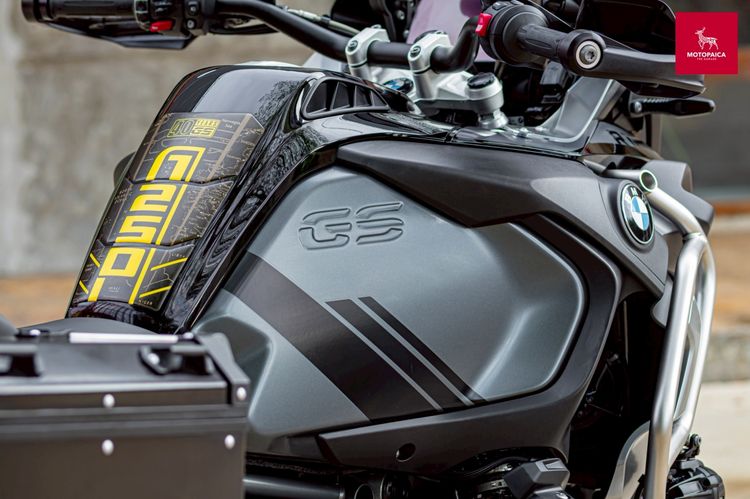 Bmw R1250GSA TripleBlack ปี2022 มือเดียว วิ่ง4,200Km. รถใหม่มาก รูปที่ 12