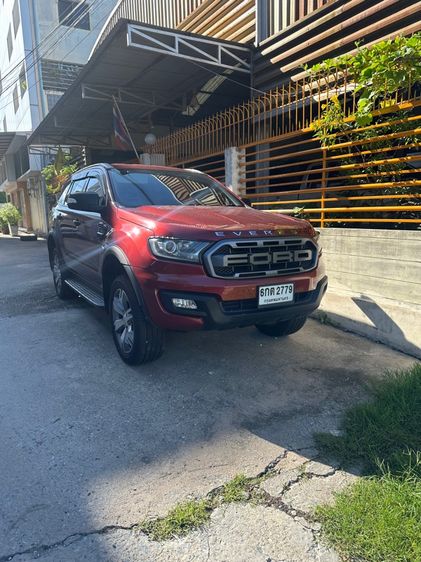 Ford Everest 2017 2.2 Titanium Utility-car ดีเซล ไม่ติดแก๊ส เกียร์อัตโนมัติ แดง รูปที่ 2