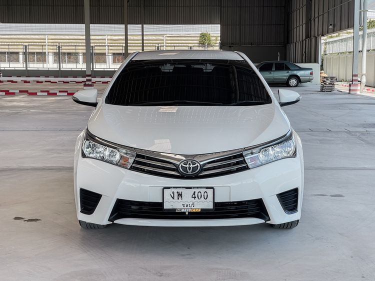 Toyota Corolla 2014 1.6 Sedan เบนซิน ไม่ติดแก๊ส เกียร์อัตโนมัติ ขาว รูปที่ 2
