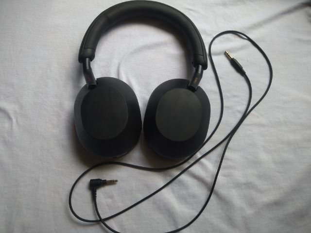 SONY​ หูฟัง​