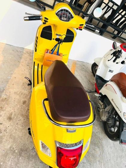 ต้องการขาย: Vespa GTS 300 Super Sport HPE (ปี 2021) สีเหลือง
เจ้าของขายเอง เล่มทะเบียนพร้อมโอน
ราคา: ต้องการขาย 175,000บาท