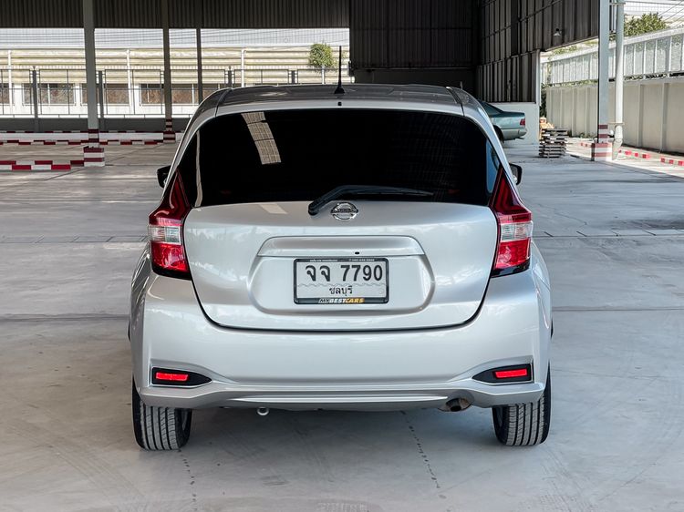 Nissan Note 2018 1.2 V Sedan เบนซิน ไม่ติดแก๊ส เกียร์อัตโนมัติ เทา รูปที่ 4