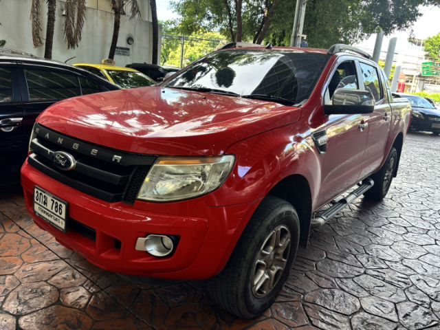 รถ Ford Ranger 2.2 Hi-Rider XLT สี แดง