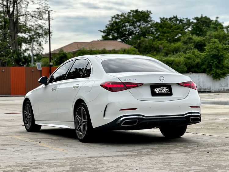 Mercedes-Benz C-Class 2022 C350e Sedan ปลั๊กอินไฮบริด (PHEV) ไม่ติดแก๊ส เกียร์อัตโนมัติ ขาว รูปที่ 4