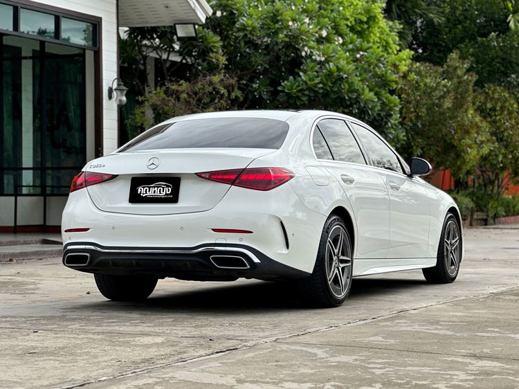 Mercedes-Benz C-Class 2022 C350e Sedan ปลั๊กอินไฮบริด (PHEV) ไม่ติดแก๊ส เกียร์อัตโนมัติ ขาว รูปที่ 2