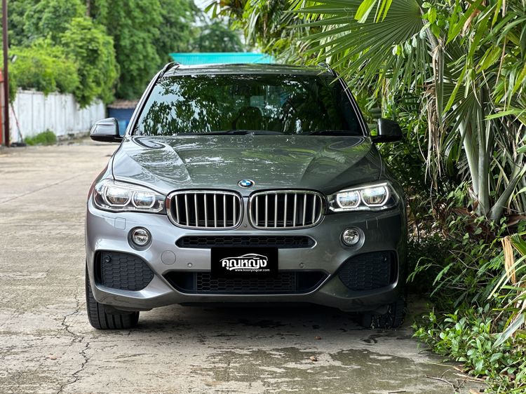 รถ BMW X5 2.0 xDrive40e M Sport 4WD สี เทา