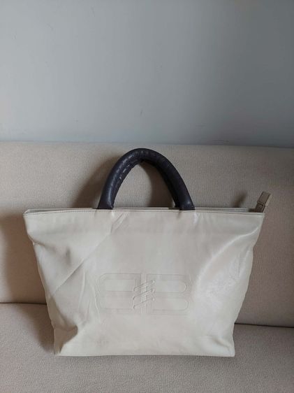 กระเป๋าถือ Balenciaga ของแท้วินเทจ