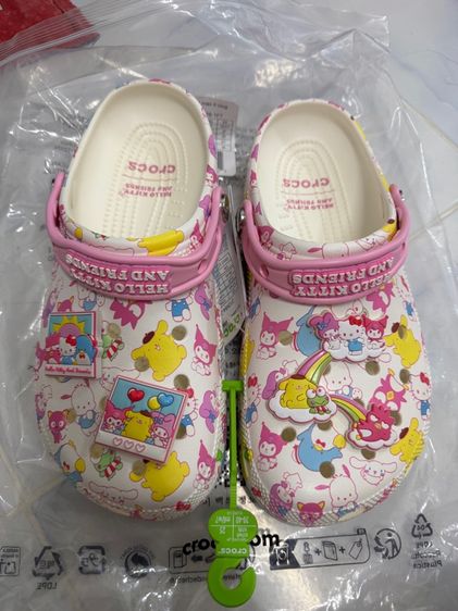 รองเท้าแตะแบบลำลอง หลากสี หนังแท้ UK 6 | EU 39 1/3 | US 7.5 รองเท้า Crocs hello kitty