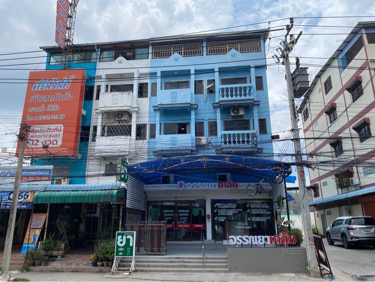 เซ้งร้านยา เพชรเกษม 63