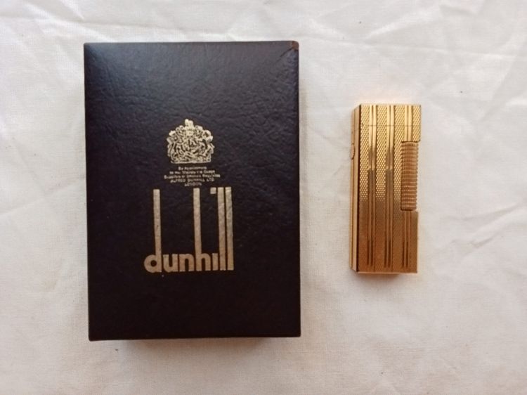ไฟแช๊ค Dunhill Gold lighter