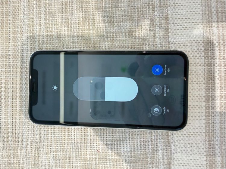 iPhone 11 สีขาว 128 เครื่อง สภาพดี รูปที่ 8