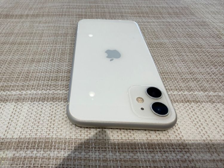 iPhone 11 สีขาว 128 เครื่อง สภาพดี รูปที่ 4