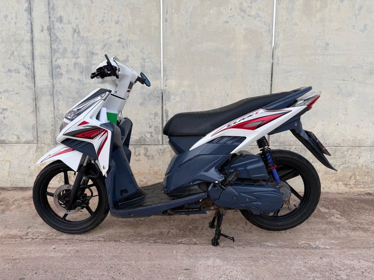 2011 Honda Click i สีขาว-แดง สภาพสวยจัดๆ หัวฉีด ประหยัดน้ำมันมากๆ ล้อแม็ค