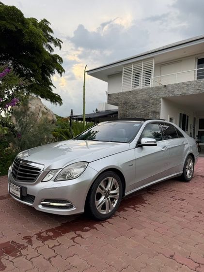 รถ Mercedes-Benz E-Class E250 CGI สี บรอนซ์เงิน