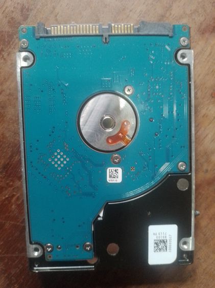 ฮาร์ดดิสก์ (Hard Disk Drive - HDD) สำหรับคอมพิวเตอร์แบบพกพาหรือโน้ตบุ๊ค รูปที่ 2