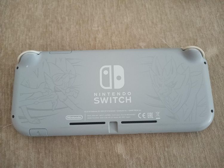 Nintendo Switch Limited Edition Pokemon  รูปที่ 3