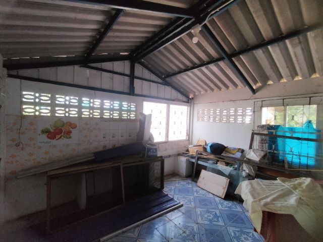 บ้านพร้อมที่ดิน 