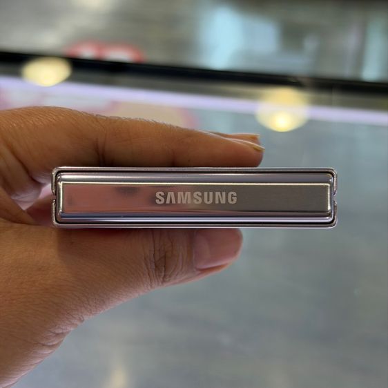 Samsung Z Flip5 256GB สี Lavender เครื่องศูนย์ สภาพสวยมาก จอ6.7นิ้ว แรม8รอม256 Snap8 Gen2 🔥🔥 รูปที่ 12