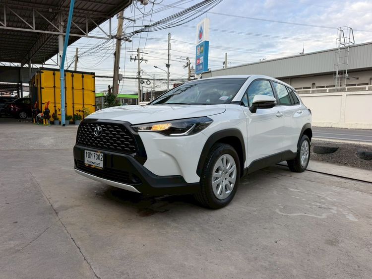 Toyota Corolla Cross 2021 1.8 Sport Sedan เบนซิน ไม่ติดแก๊ส เกียร์อัตโนมัติ ขาว รูปที่ 3