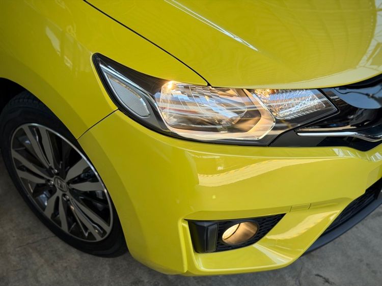 Honda Jazz 2015 1.5 SV i-VTEC Sedan เบนซิน ไม่ติดแก๊ส เกียร์อัตโนมัติ เหลือง รูปที่ 3