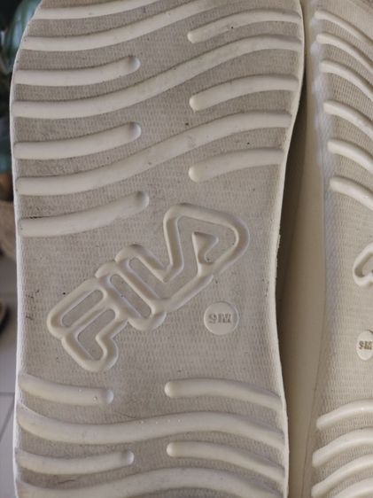 รองเท้า fila แท้ สภาพดีมากๆ สีขาว off white size 9 ใส่ไปทะเล 1 ครั้ง รูปที่ 6