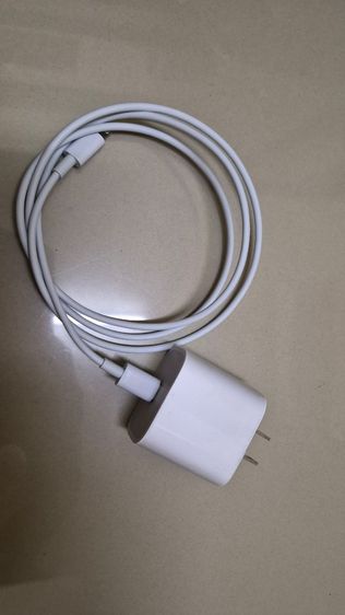 สายไอโฟนพร้อมเต้า ของใหม่ 1,300ขายต่อแค่ 790