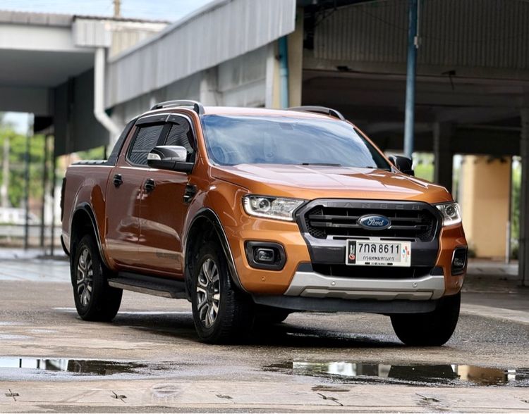รถ Ford Ranger 2.0 Turbo Hi-Rider Wildtrak สี ส้ม