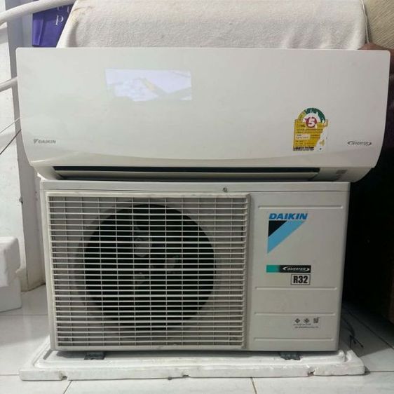 แอร์ติดผนัง เป็นระบบอินเวอร์เตอร์ Daikin รวมติดตั้ง 7,500 บ.แอร์ 9000 btu