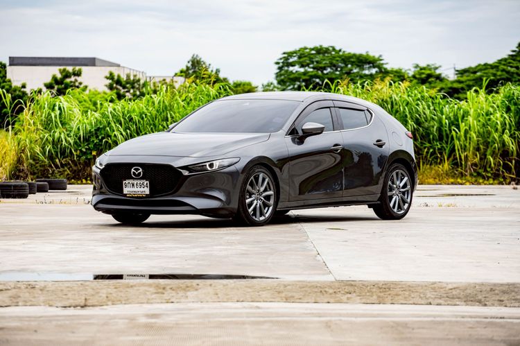 รถ Mazda Mazda3 2.0 SP สี เทา