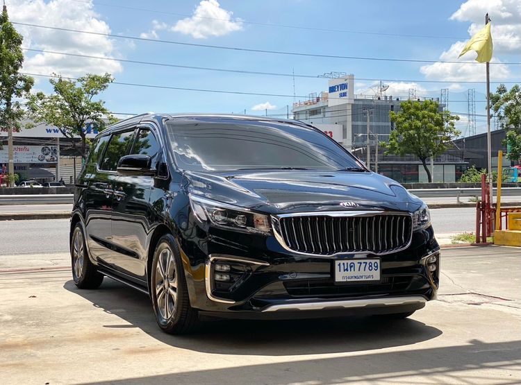 รถ Kia Grand Carnival 2.2 SXL สี ดำ