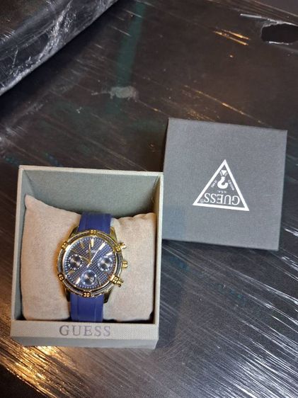 นาฬิกา Guess มือสองของแท้ พร้อมกล่อง รูปที่ 8