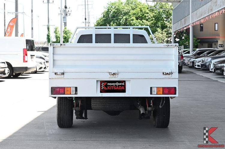 Isuzu D-MAX 2023 1.9 B Pickup ดีเซล ไม่ติดแก๊ส เกียร์ธรรมดา ขาว รูปที่ 4