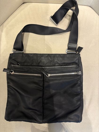 PRADA Handbags Black รูปที่ 3