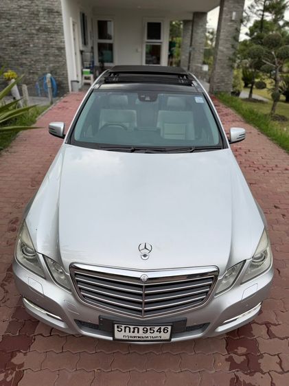 Mercedes-Benz E-Class 2011 E250 CGI Sedan เบนซิน เกียร์อัตโนมัติ บรอนซ์เงิน รูปที่ 2