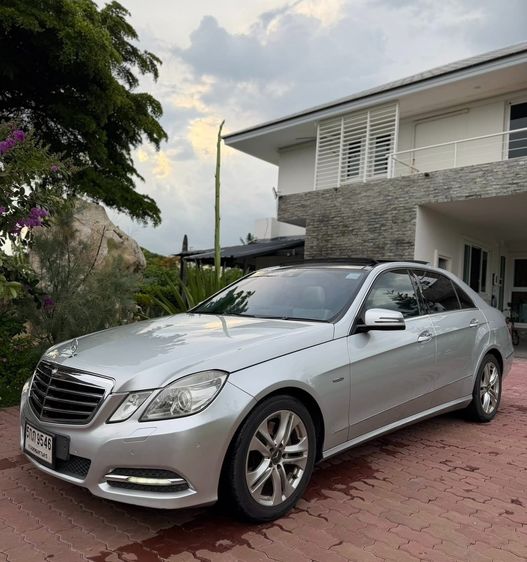 รถ Mercedes-Benz E-Class E250 CGI สี บรอนซ์เงิน