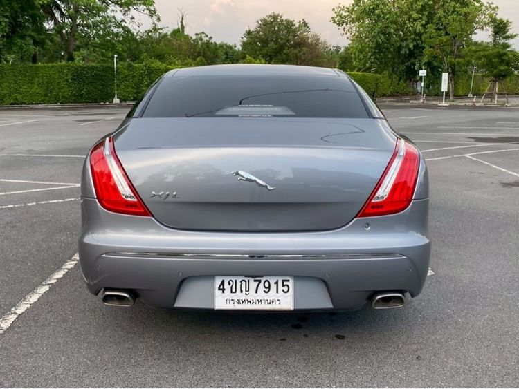 Jaguar XJ-Series 2011 3.0 Portfolio Sedan ดีเซล ไม่ติดแก๊ส เกียร์อัตโนมัติ เทา รูปที่ 4