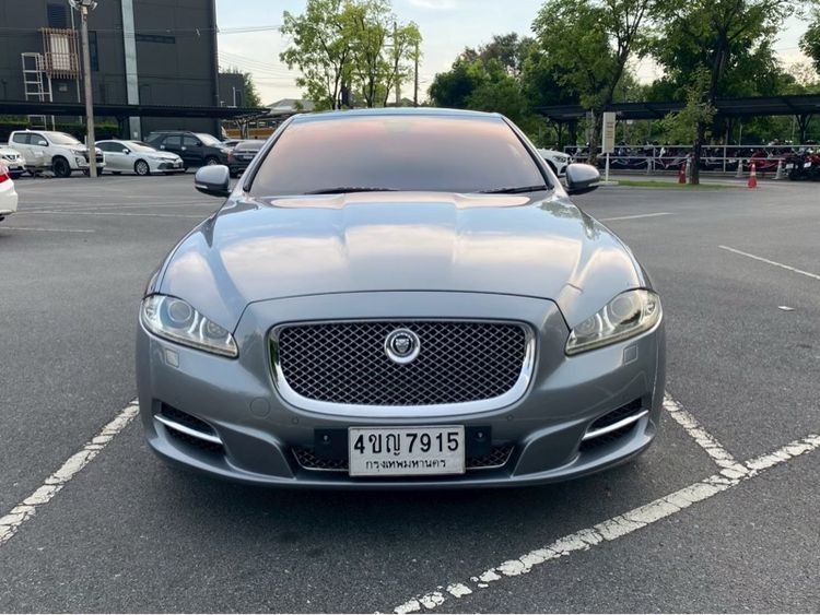 Jaguar XJ-Series 2011 3.0 Portfolio Sedan ดีเซล ไม่ติดแก๊ส เกียร์อัตโนมัติ เทา รูปที่ 3