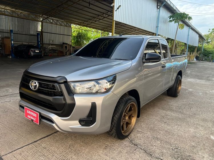 รถ Toyota Hilux Revo 2.4 Z Edition Entry สี เทา