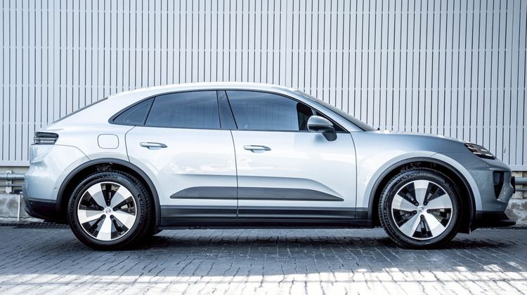 Porsche Macan 2026 2.0 4WD Utility-car ไฟฟ้า ไม่ติดแก๊ส เกียร์อัตโนมัติ บรอนซ์เงิน รูปที่ 4