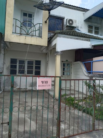 บ้านทาวน์เฮ้าส์ 2 ชั้น หมู่บ้านรนารมย์