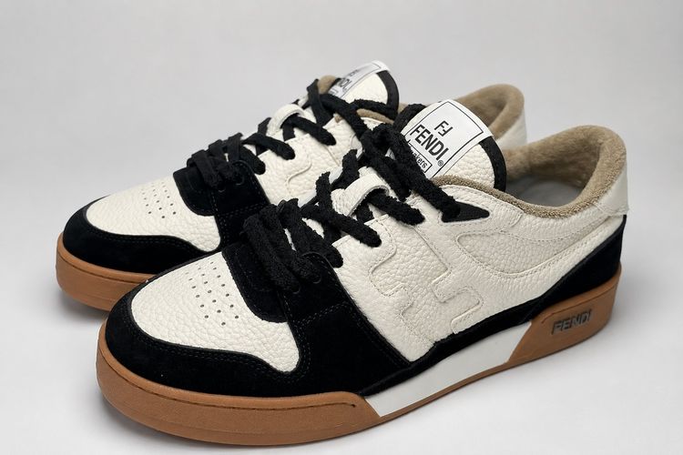 FENDI Match Low Top Suede Black Beige รูปที่ 2