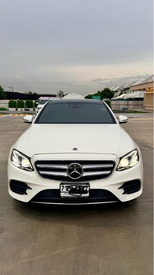 รถ Mercedes-Benz E-Class E350e สี ขาว