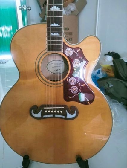 กีต้าร์โปร่ง epiphone j200e