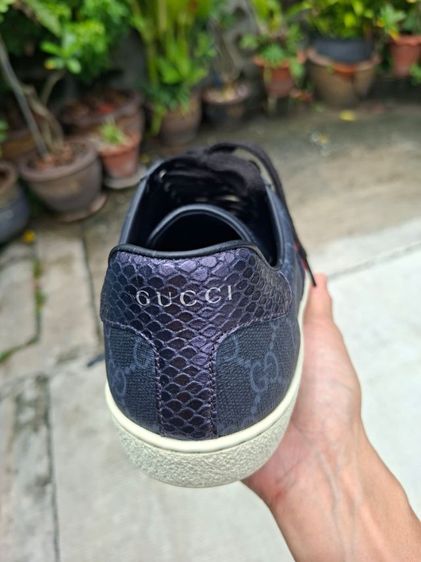 รองเท้า ผู้ชายGucci แท้  มือสอง สภาพ ใหม่มาก ไซร์ 40 รูปที่ 15
