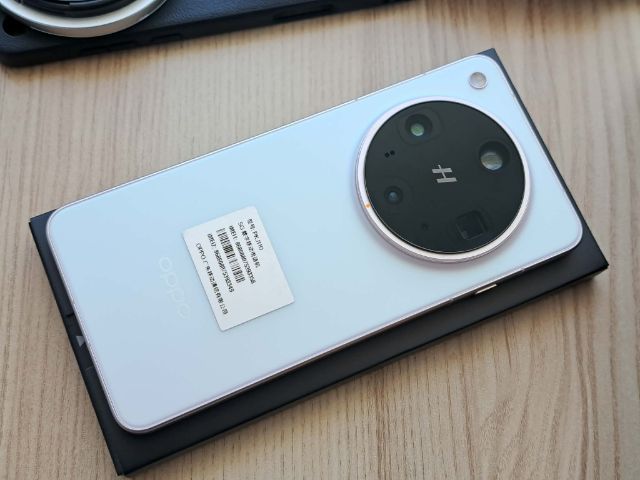 Oppo find X8 Ultra รูปที่ 3